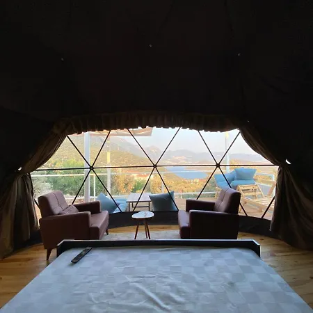 Lilyumdome فندق 3*
