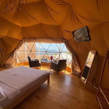فندق Lilyumdome 3*