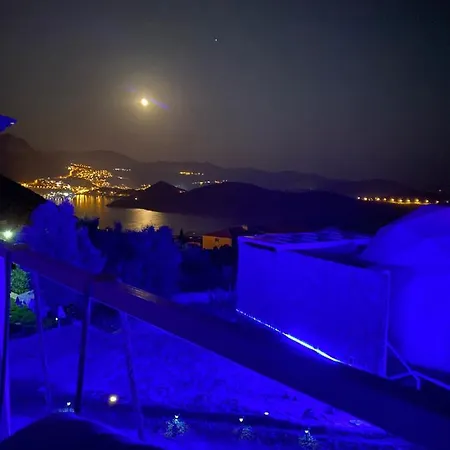 فندق Lilyumdome 3*
